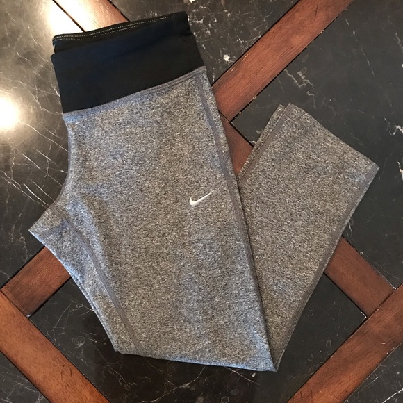 Nike Pants - Nike Capri Legging